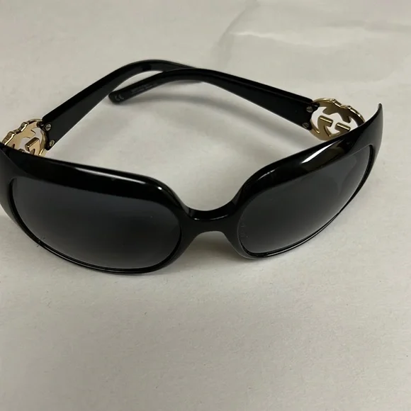 Gucci | Accessories | Vintage Gucci Sunglasses Great  display picture 1